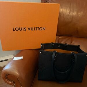 Louis Vuitton Black Tote Bag Structured Leather